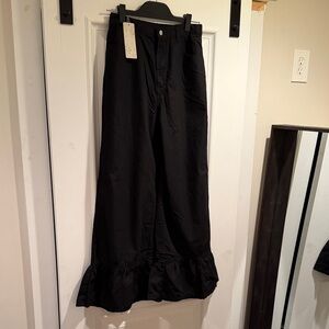 Comfy light Black Ruffle Pants
